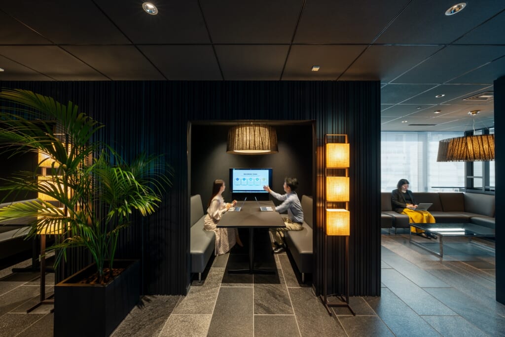 運営レンタルオフィス他拠点ラウンジ無料で利用可能!